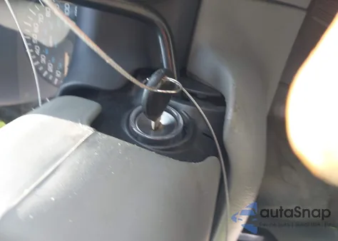 2000 Dodge Grand Caravan Se z USA, uszkodzony, nr VIN 2B4GP44G1YR777181